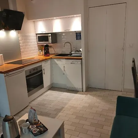 Au Petit Bonheur Apartman *